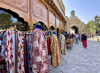 По следам восточных легенд: Ташкент — Самарканд — Бухара. Узбекистан. Группа из Челябинска.