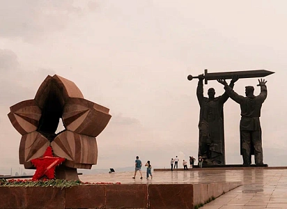 Магнитогорск и Аркаим. Столица черной металлургии и древний город.