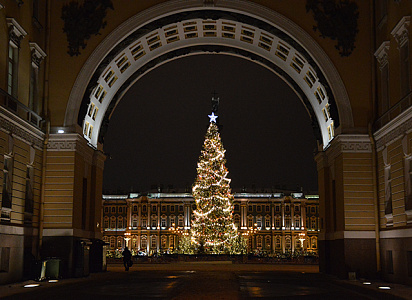 Автобусный тур в Санкт-Петербург. Новый год в Северной столице!
