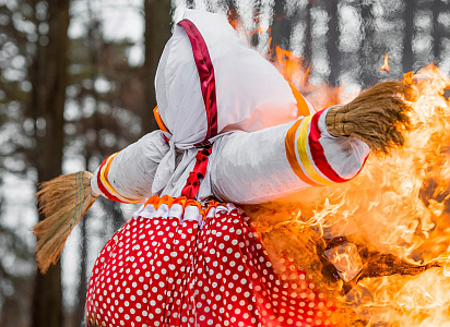 Тур на гору Сугомак. Масленица! Горячие блины и масленичные гуляния.