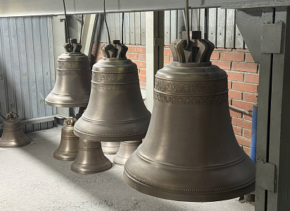 Каменск-Уральский, фестиваль колокольного звона и прогулка по Исети.